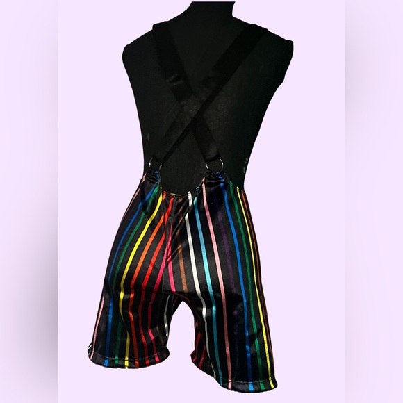 CLUB EXX / DOLLS KILL Pride Harness Shorts - Picture 2 of 6